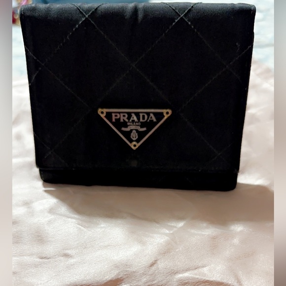 ๐GUC๐ PRADA ๐ VINTAGE๐4.5โx3.5โ๐ CALFSKIN/LEATHER/NYLON๐DUST-BAG๐UNISEX๐ - Picture 2 of 9